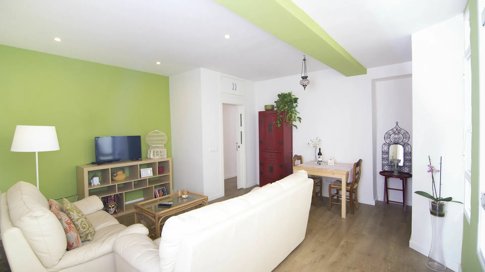 Sea & Wave Puerta Nueva Apartment Malaga 0*,  Spain